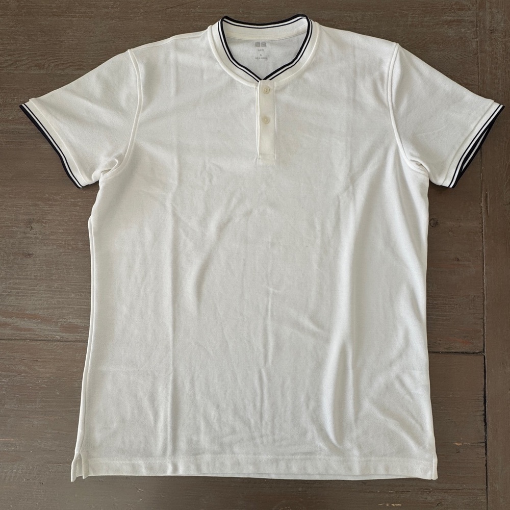 Uniqlo White Polo Slim Fit Men’s 
White Polo Shirt with Black Trim